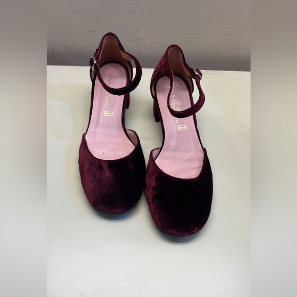 PRETTY BALLERINAS MADE IN SPAIN Elegant Velvet Ankle Strap Heels - Burgundy - Picture 6 of 6